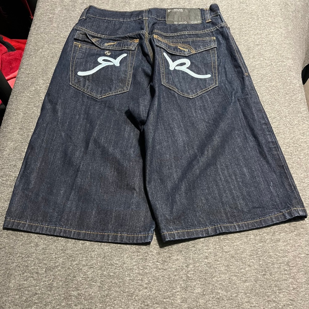 Rocawear Mens Baggy Denim Shorts Dark Wash Embroidered Logo Size 34 Y2K Hip Hop